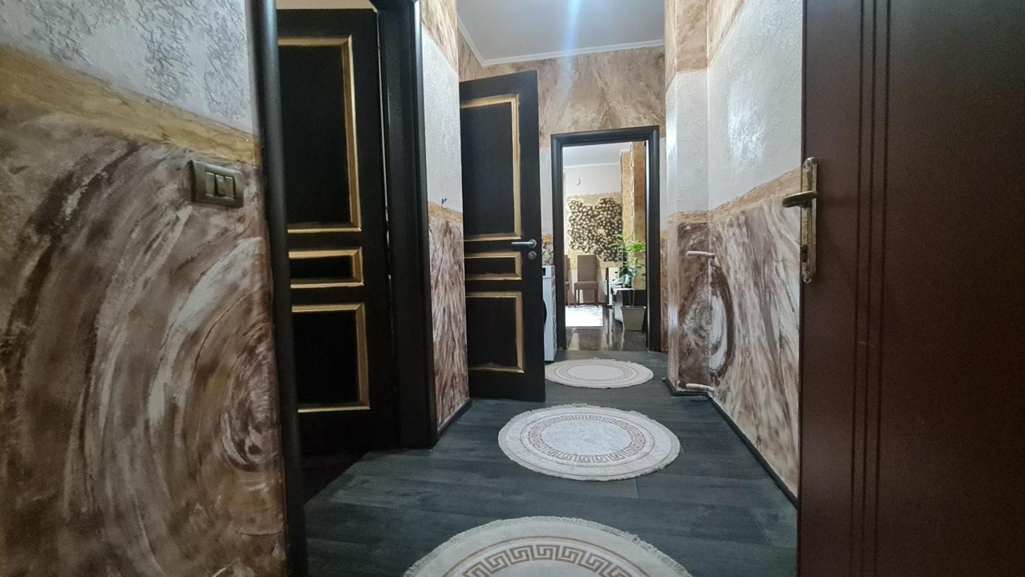 Top Shkodra Location エクステリア 写真